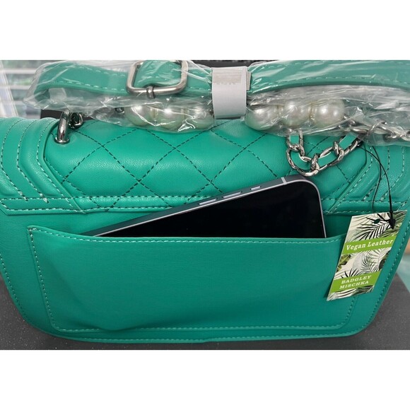 Badgley M Vegan Leather Crossbody Bag NWT Purse Handbag Women's Lock Pearls $129 - Picture 9 of 15